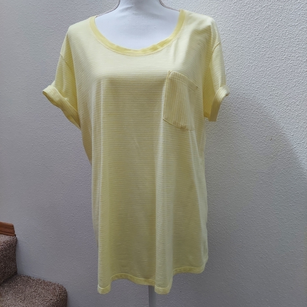 Ana woman's yellow tee. Size XXL. lightweight. breathable. comfortable. Gift.